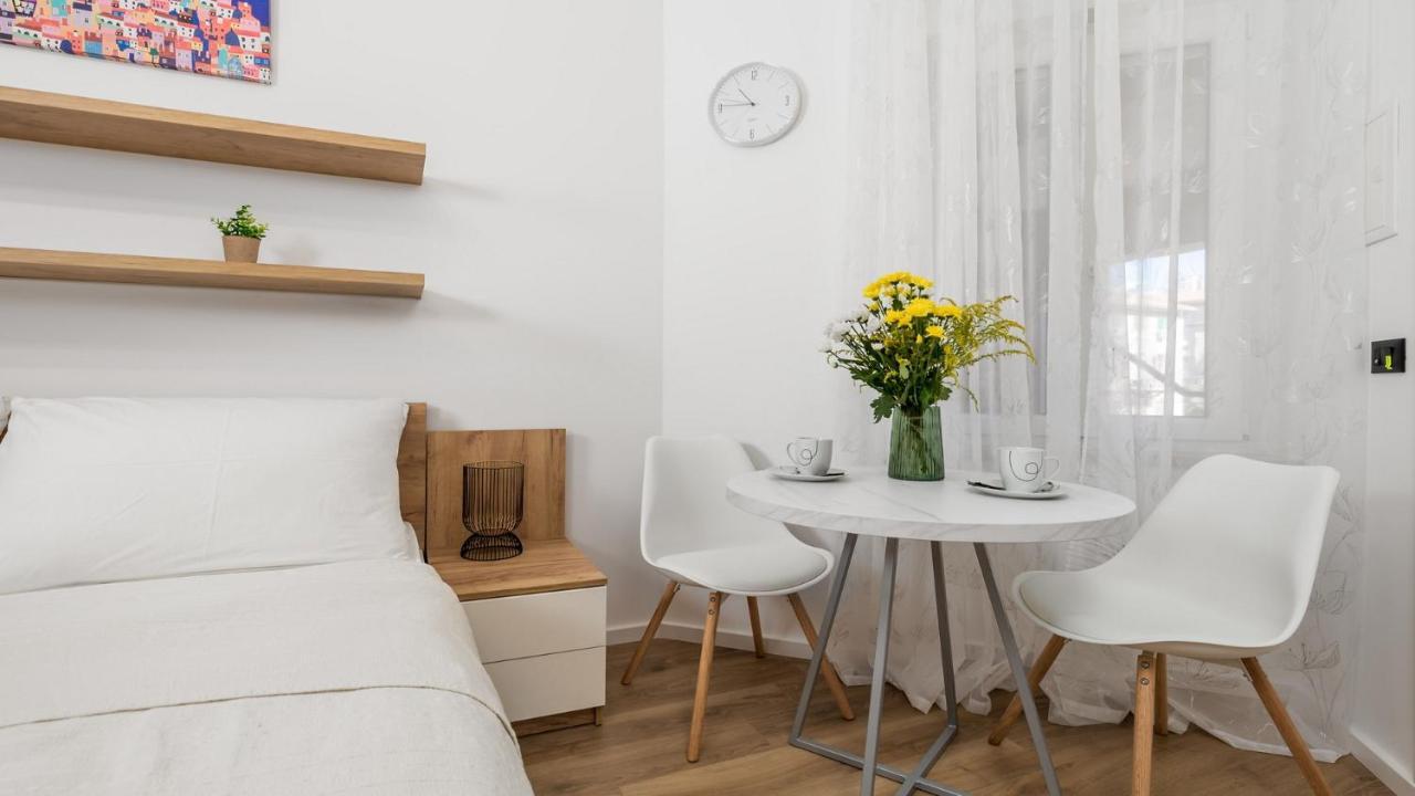 Apartments Bristol 2 Риека Экстерьер фото