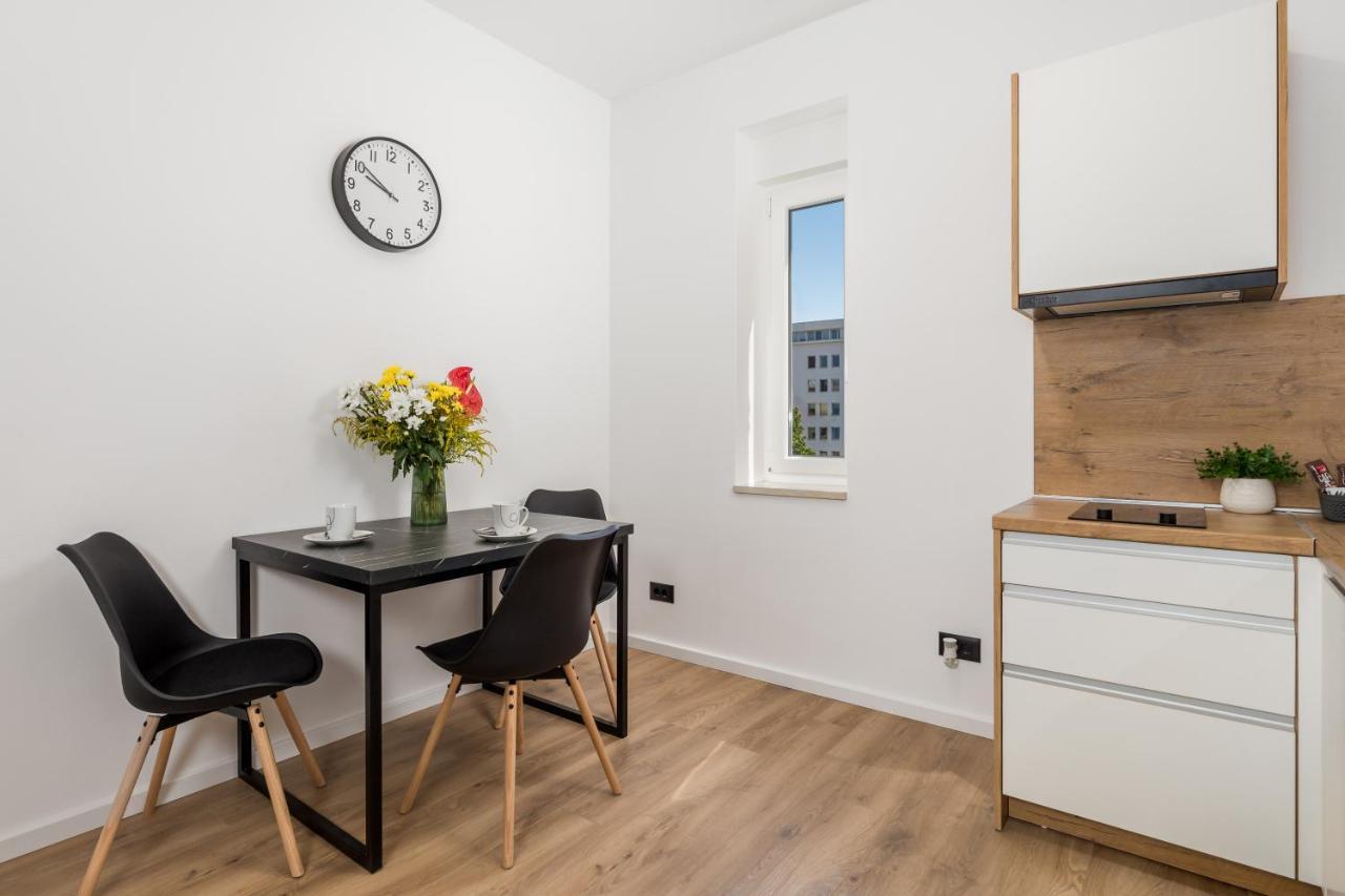 Apartments Bristol 2 Риека Экстерьер фото